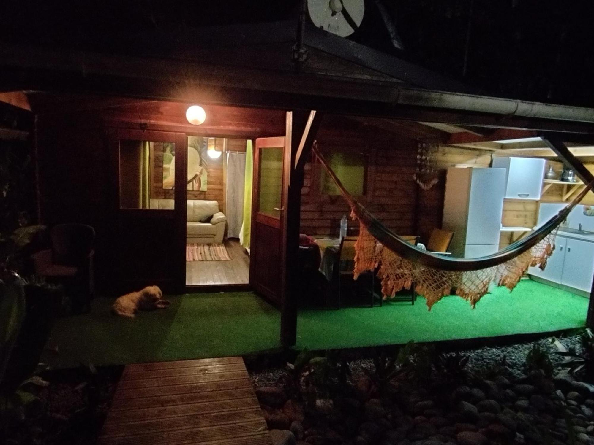 Insolite Arawakane Gites Du Manial Chalet ปวงต์-นัวร์ ภายนอก รูปภาพ