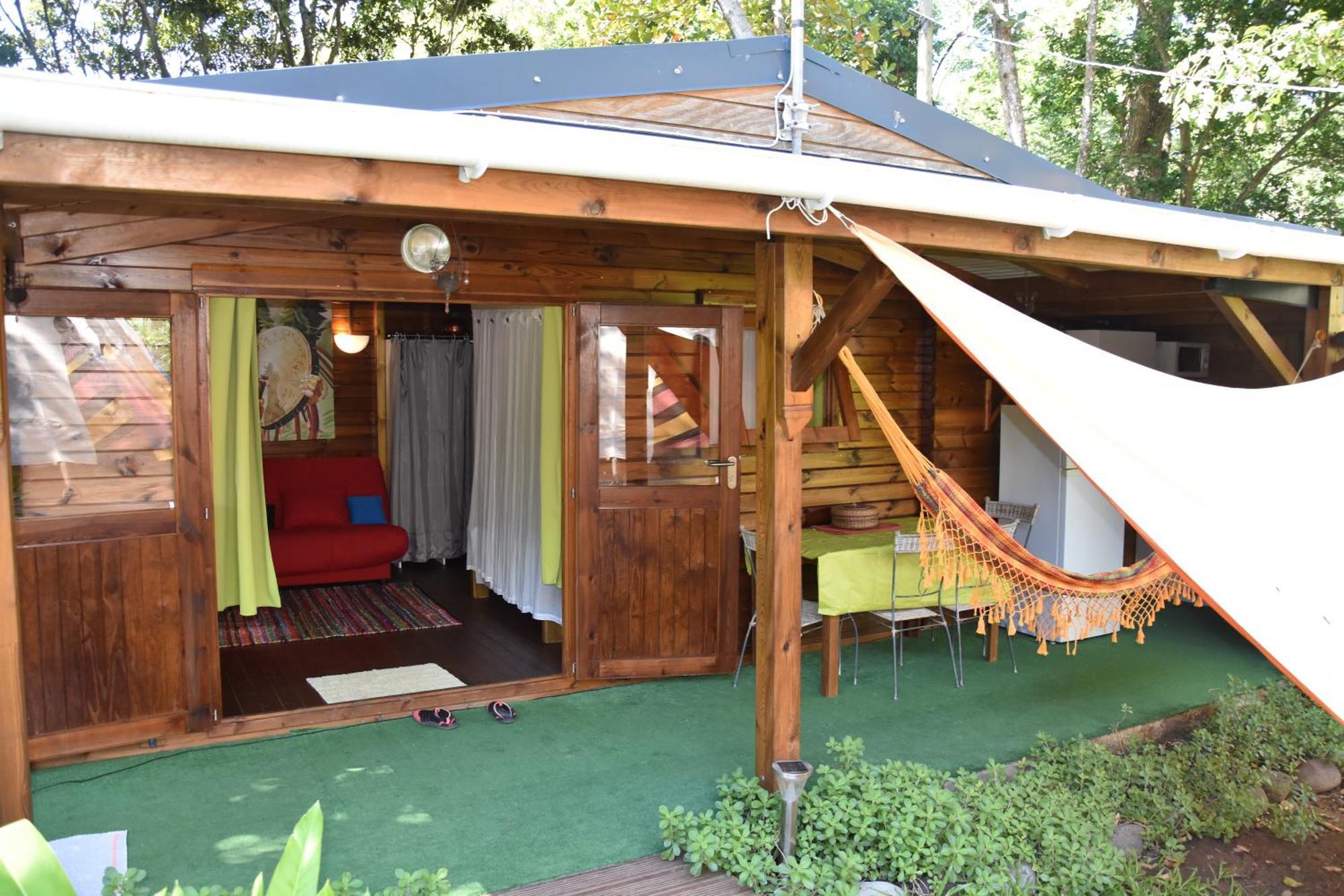 Insolite Arawakane Gites Du Manial Chalet ปวงต์-นัวร์ ภายนอก รูปภาพ